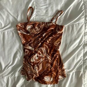 Two peice marble brown flared legging and tank top set.